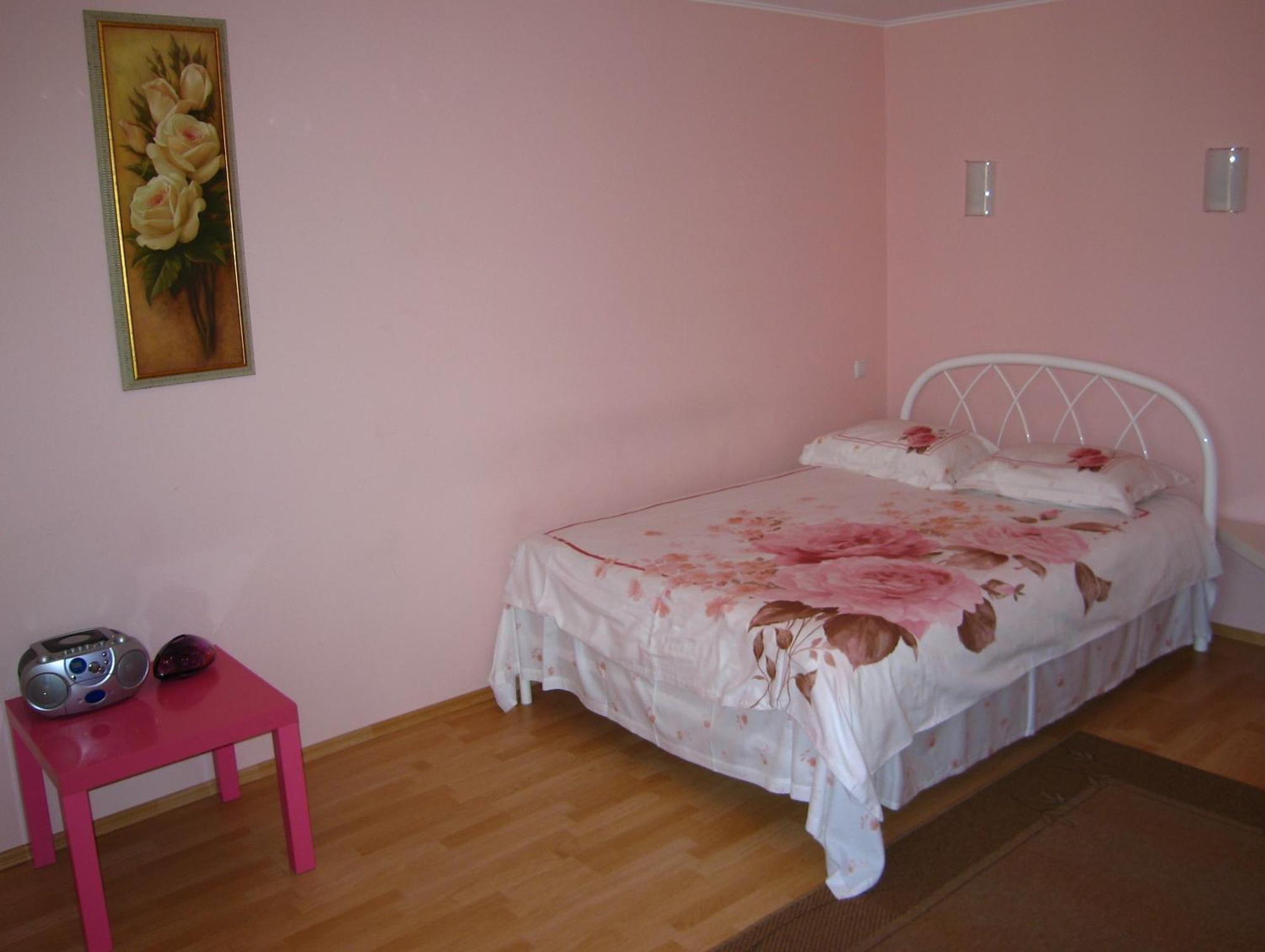 Hotel Service Predslava On Antonovicha Street Kyiv Eksteriør billede