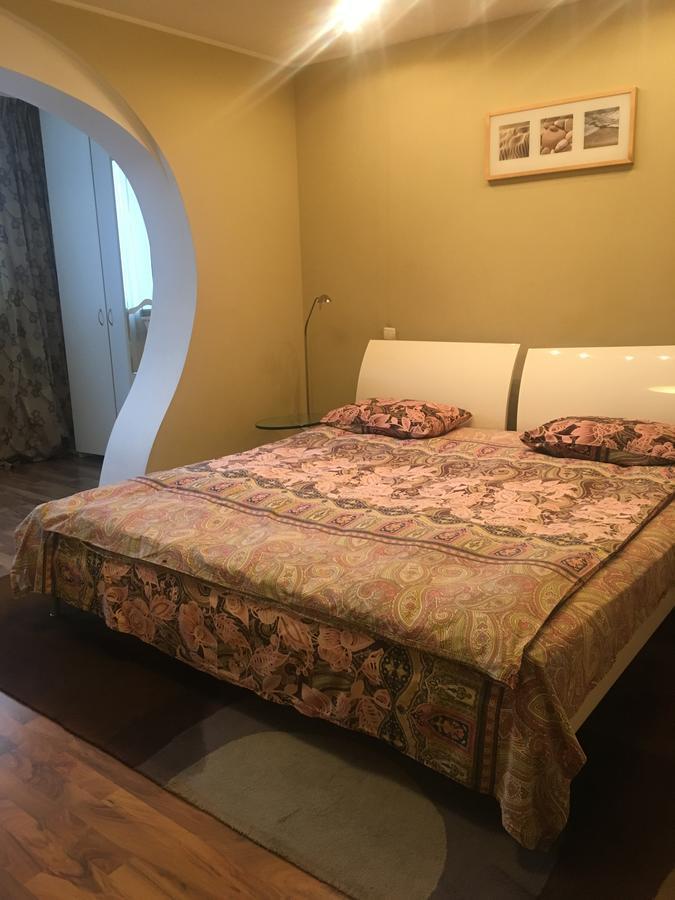Hotel Service Predslava On Antonovicha Street Kyiv Eksteriør billede