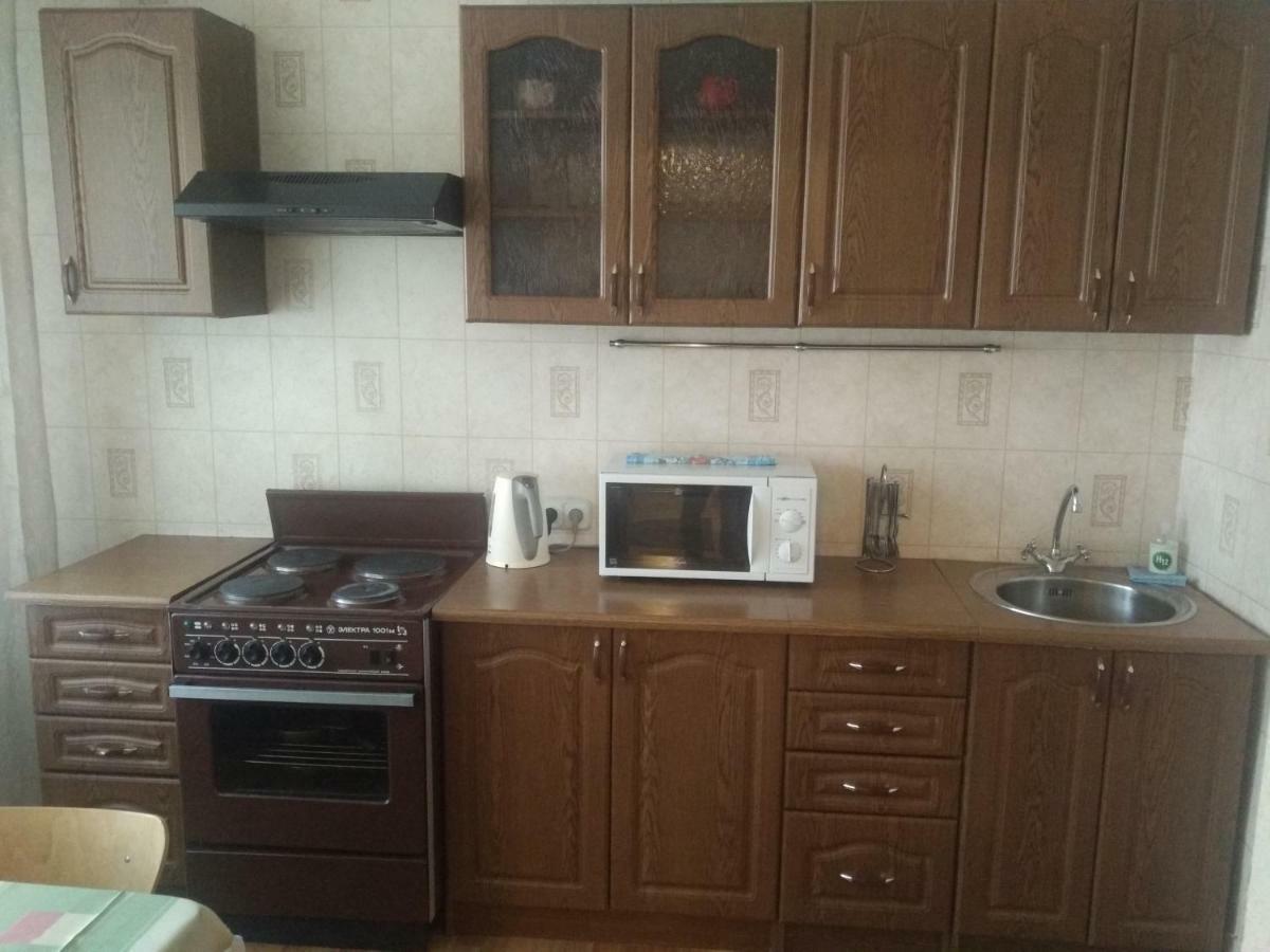 Hotel Service Predslava On Antonovicha Street Kyiv Eksteriør billede